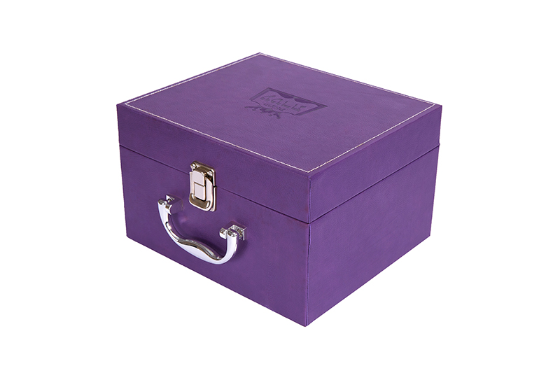 Metal Latche Gift Box